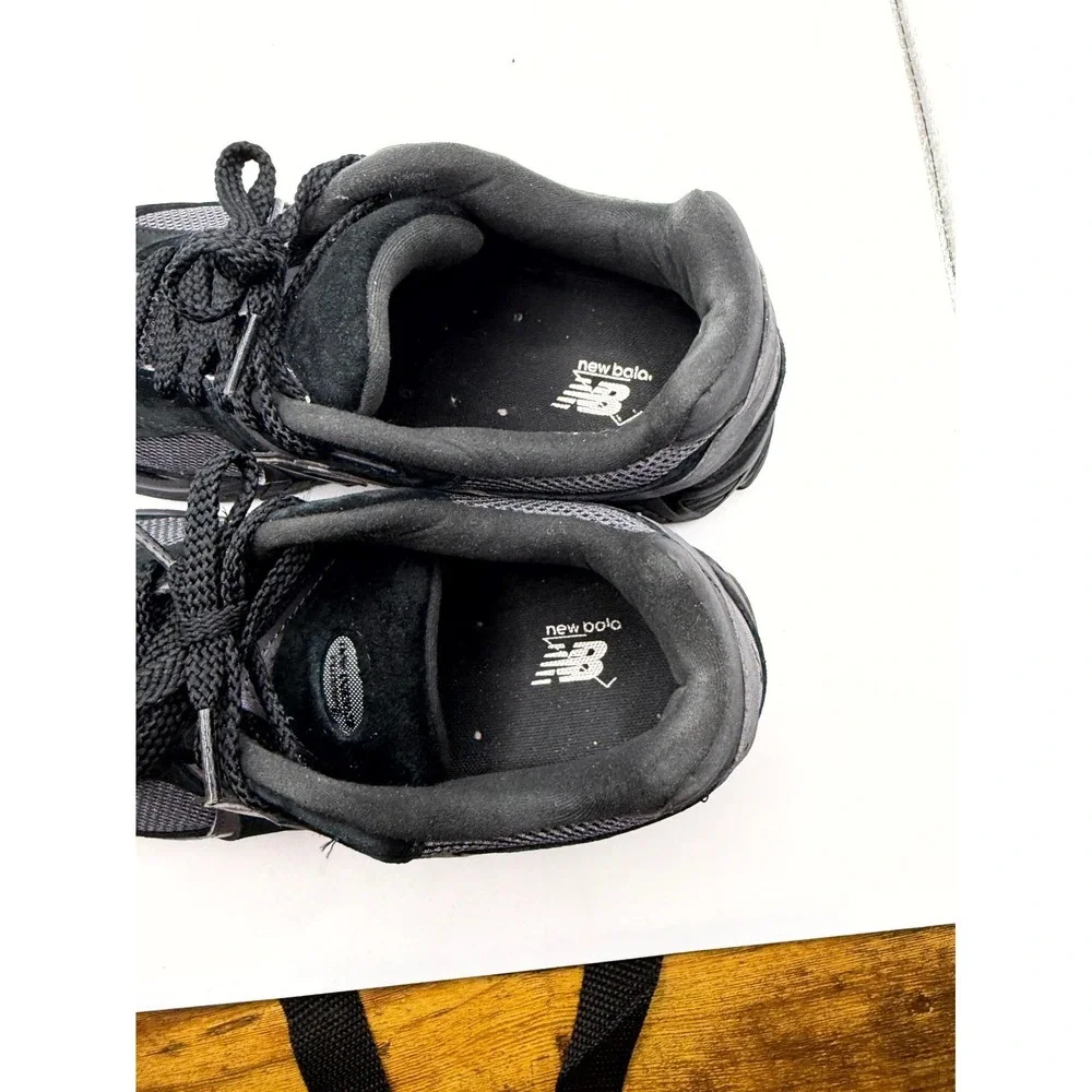 New Balance 2002R M2002RBL Unisex M8/W9.5 Running Shoes Black Magnet Sneakers - Picture 7 of 9